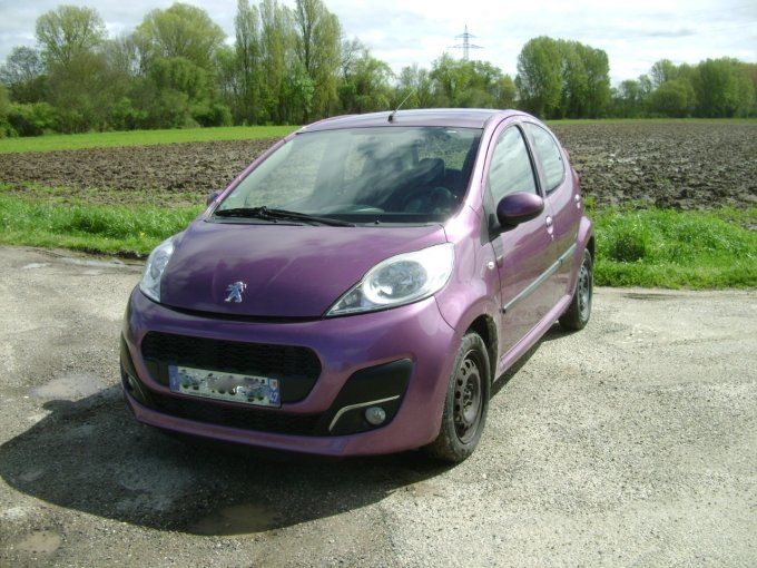 PEUGEOT 107 1.0i 12v 68 CV BLEU LION